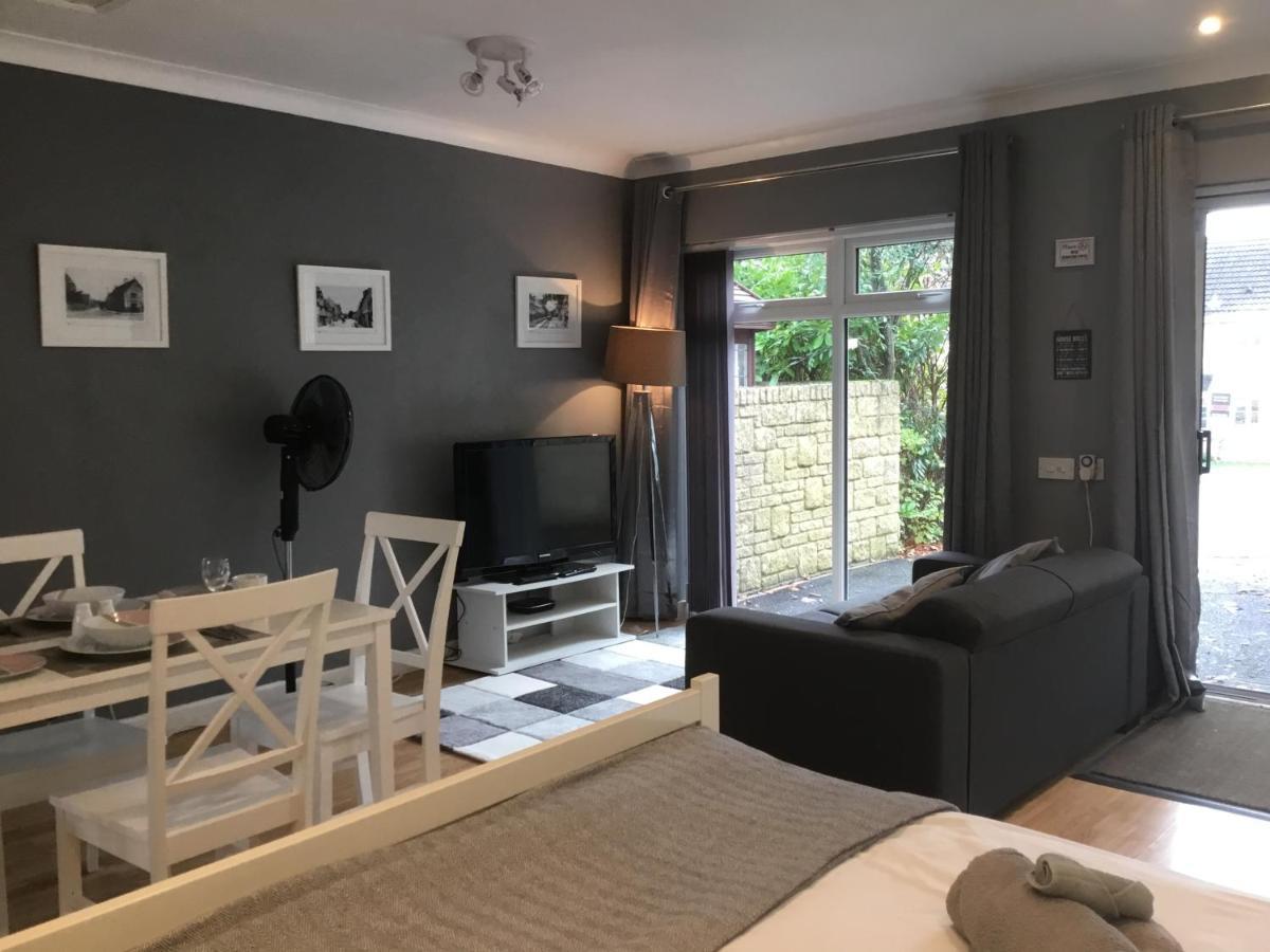 Self-Contained Apartment Corsham Exteriör bild